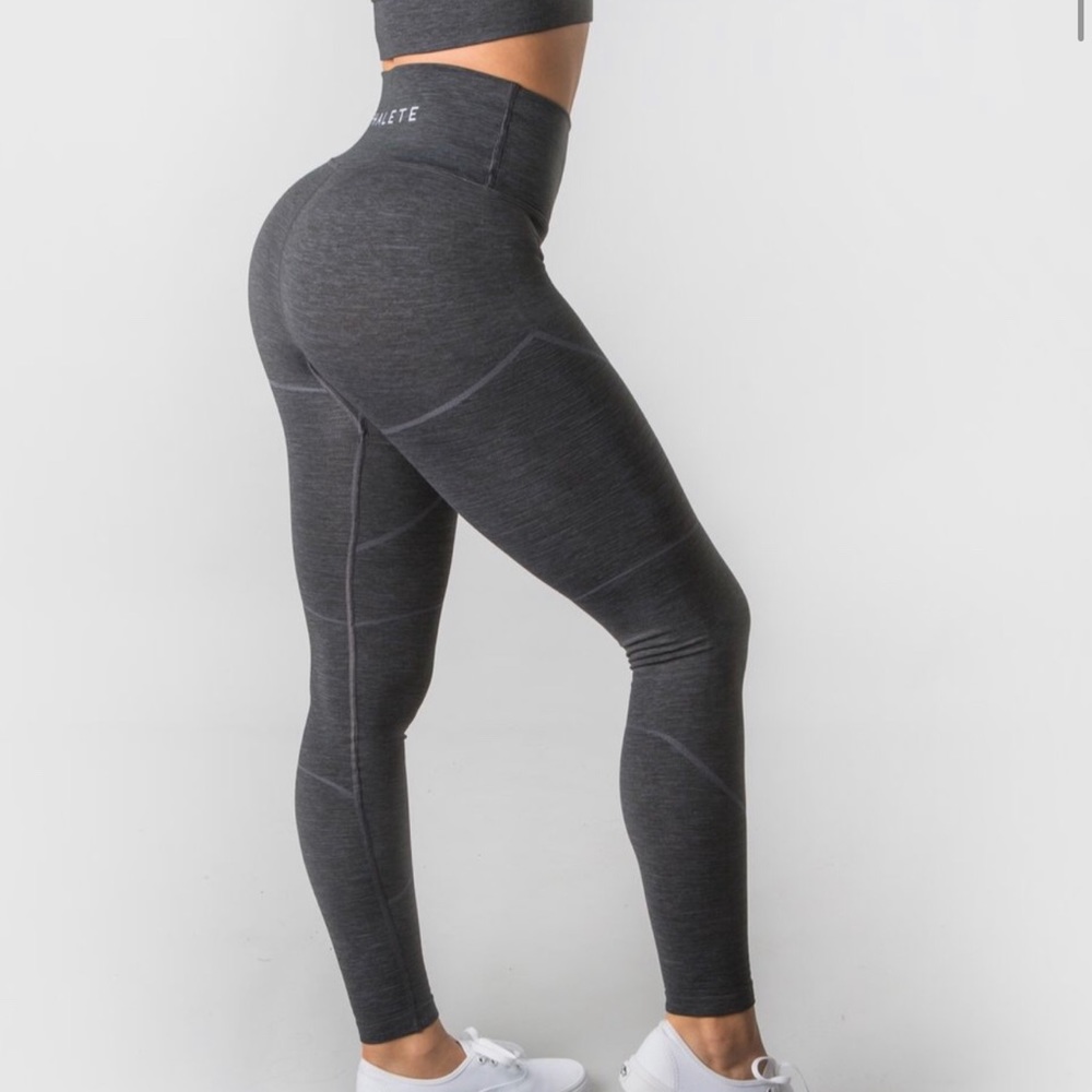 ALPHALETE R6 Revival Leggings!